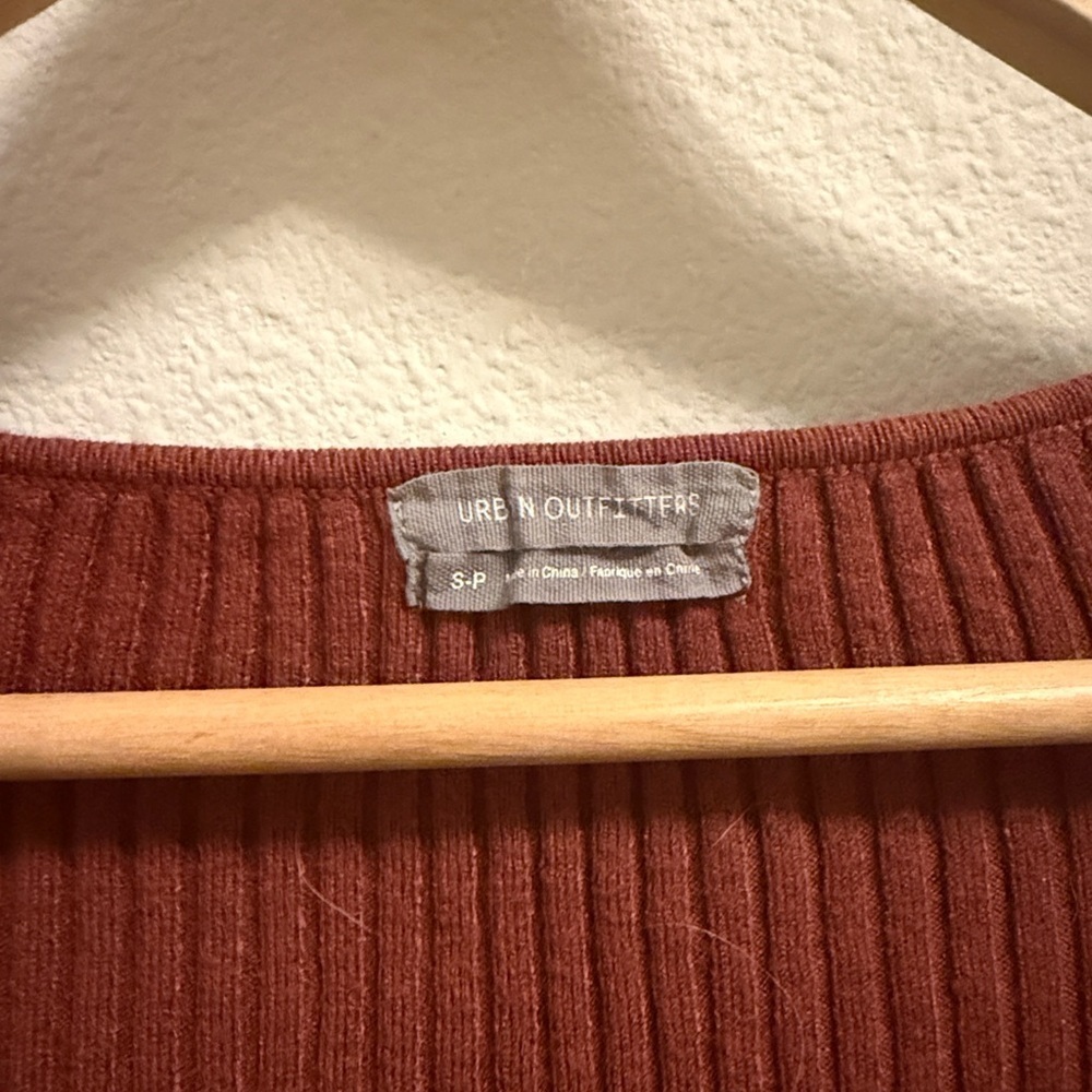 Urban Outfitters Juliet Portrait Sweater In Maroon - S - Picture 2 of 5